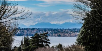 paddleboard Kirkland Marina Park Lake Washington east shore Seattle view